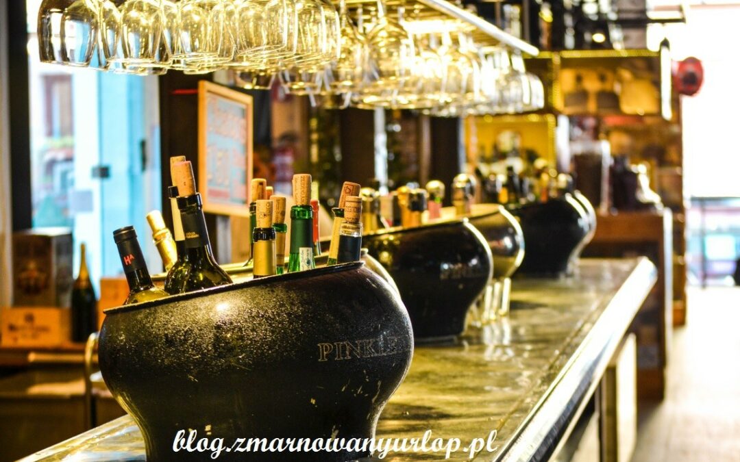 „Pakiety dynamiczne” na stronach booking.com, co to oznacza dla klientów?